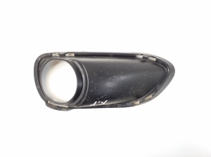  Front bumper fog lamp cover 