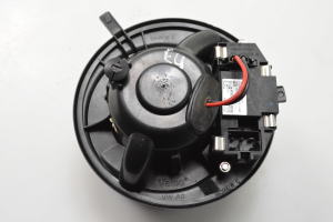  Cabin shoulder motor 