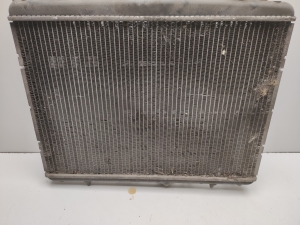  Cooling radiator 