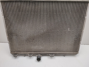  Cooling radiator 