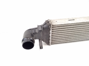  Intercooler radiator 