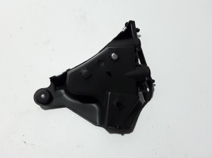  Front bumper bracket 