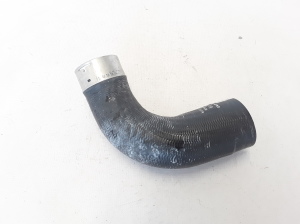  Intercooler hose 