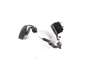  Das Kabel ist minus 