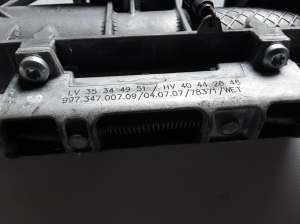  Lenkrad und seine Details 