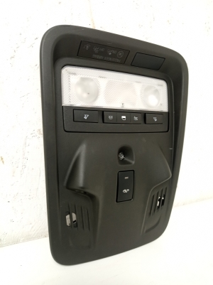  Innenbeleuchtungspanel vorn 