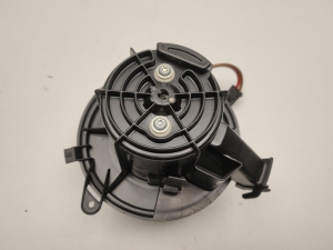  Heizungsgebläsemotor 