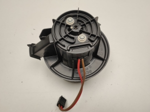  Heizungsgebläsemotor 