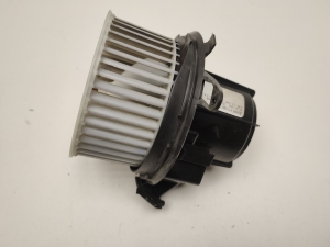  Heizungsgebläsemotor 