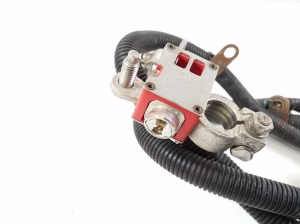  Das Kabel ist plus 