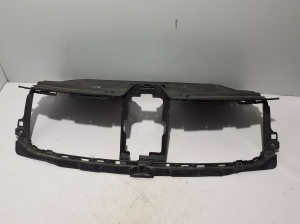  Grillhalter / Halterung für den Kühlergrill 
