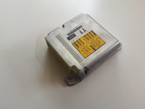  Airbagsteuergerät 