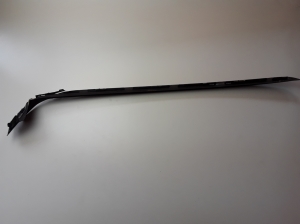  Windschutzscheibenstrebengurt außen 