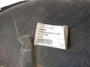  Kotflügel hinten 