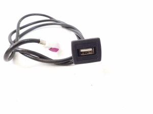  USB-Anschluss 