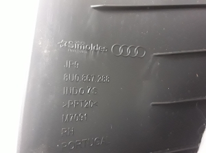  Innenverkleidung der hinteren Strebe 
