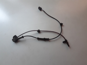  ABS-Sensor vorne 
