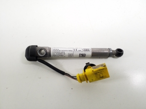  Motorhaubenaufprallsensor 