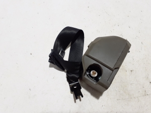  Sicherheitsgurt hinten 