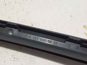  Windschutzscheibenstrebengurt außen 