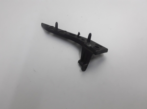  Stoßstangenhalter vorne 