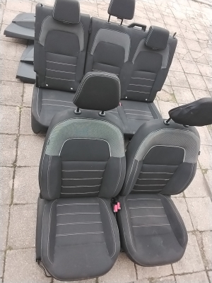 Innenraum komplett und seine Details 