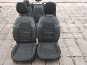  Innenraum komplett und seine Details 