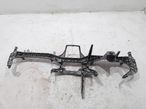  Armaturenbrettträger 