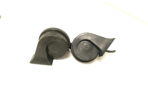  Horn 