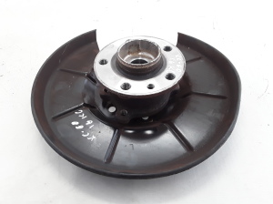  Rear hub 